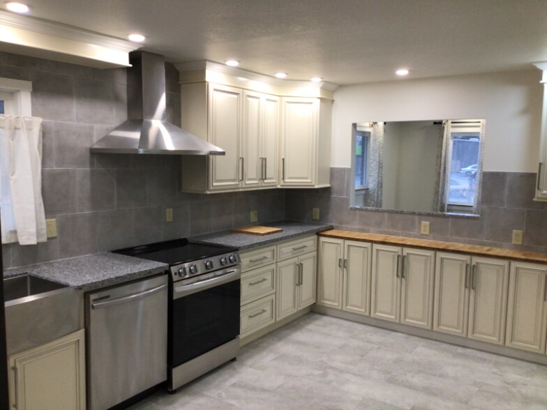 Building Photo - 2942 Illinois Ave