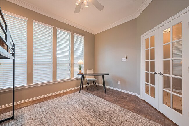 Building Photo - 2500 Amy Lee