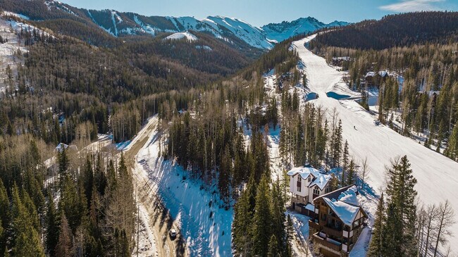 Building Photo - 116 Winterleaf Dr