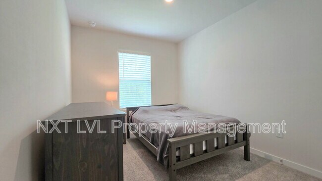 Building Photo - 8369 Everly Preserve Dr