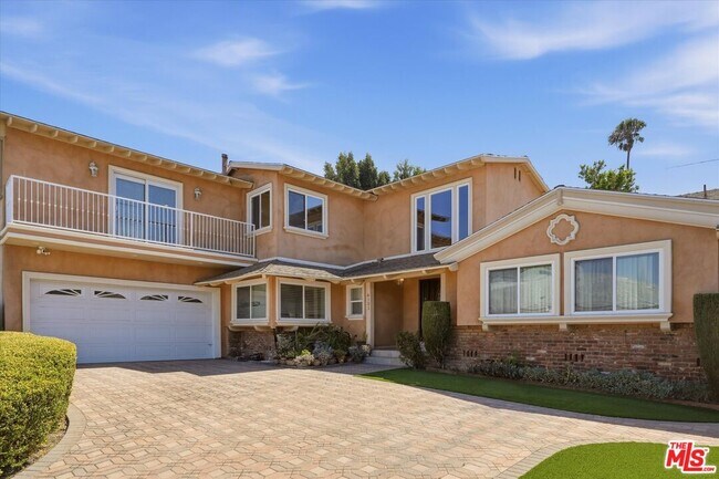Building Photo - 4131 Mantova Dr