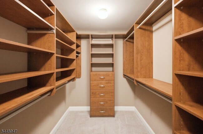 Building Photo - 408 Donato Cir