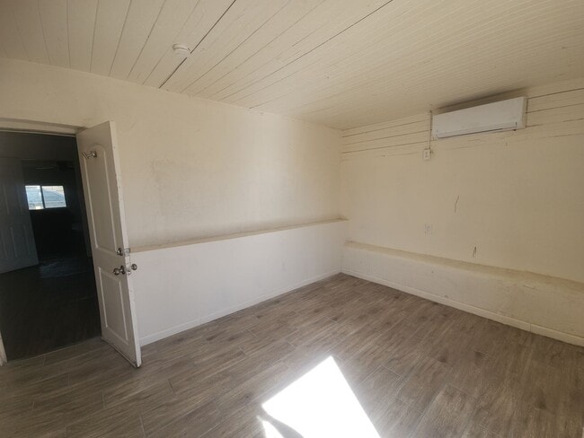 Building Photo - 1117 W Tonto St