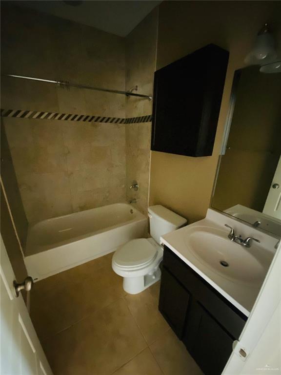 Building Photo - 2107 Garden Ridge Dr