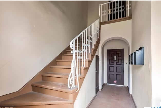 Building Photo - 126 N Hamilton Dr