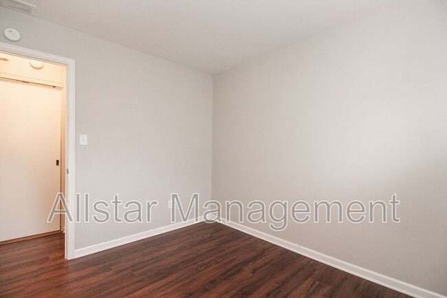 Building Photo - 6393 Springwood Rd