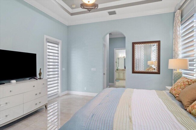 Building Photo - 17120 SW Ambrose Way