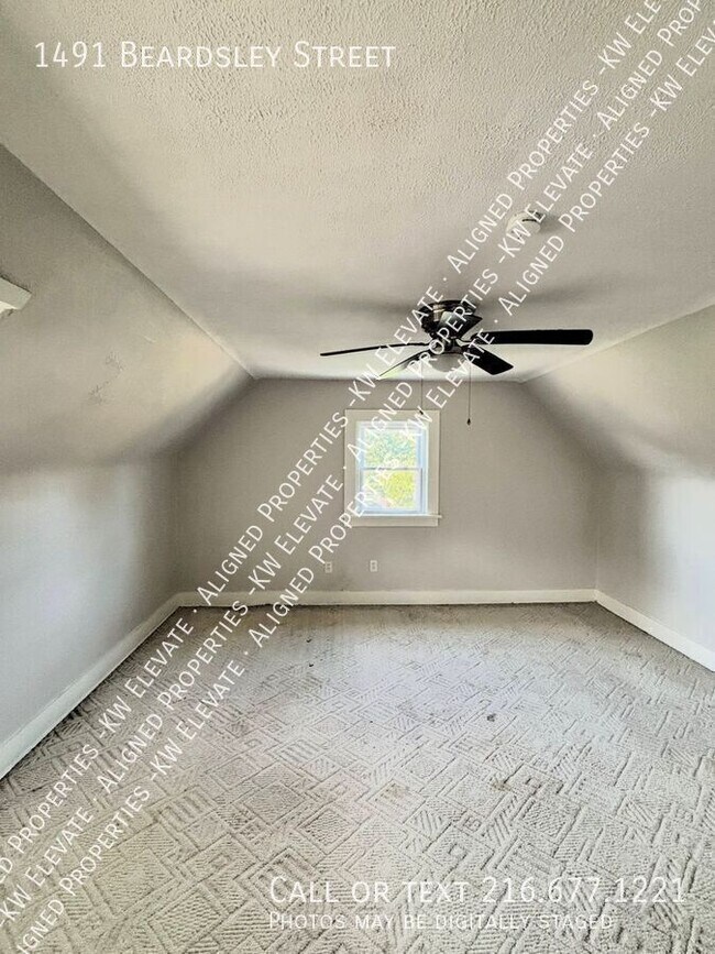 Building Photo - 1491 Beardsley St