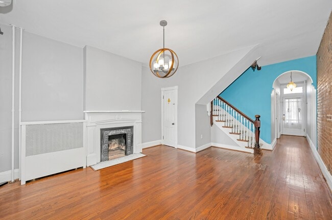 Building Photo - 12 E South St