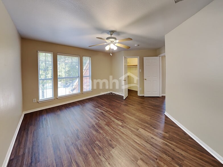 Building Photo - 11737 Latania Ln