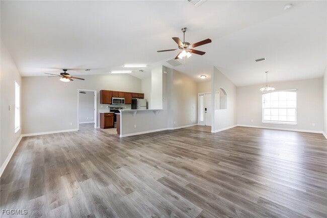 Building Photo - 2715 72nd St W