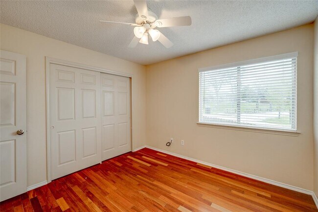Building Photo - 3807 Eagles Nest St