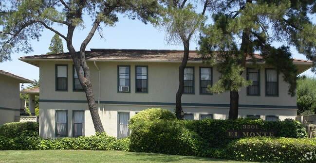 Primary Photo - El Monte Apartments