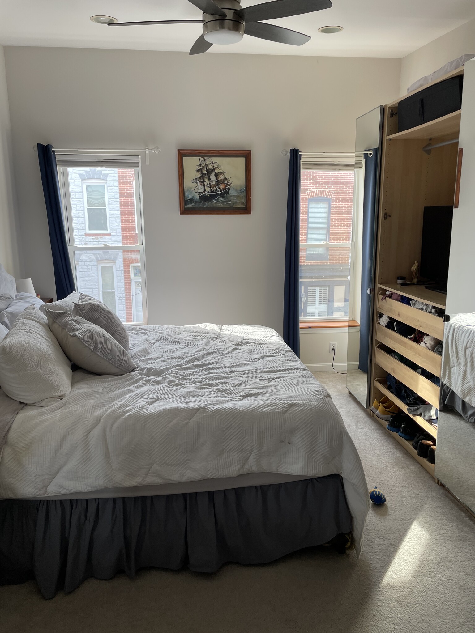 Building Photo - 126 Burnett St