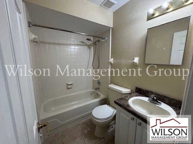 Building Photo - 9907 Barley Club Dr