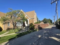 Building Photo - 5015 N Monitor Ave