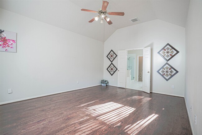 Building Photo - 3706 Heritage Colony Dr