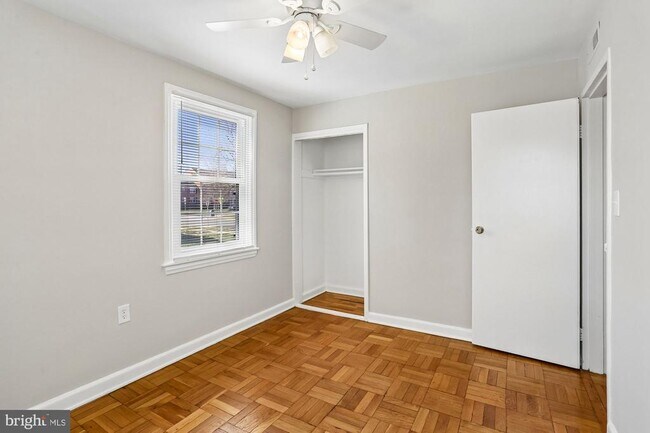 Building Photo - 6507 10th St