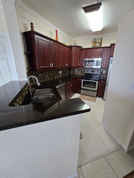 Building Photo - 4311 Bayside Village Dr