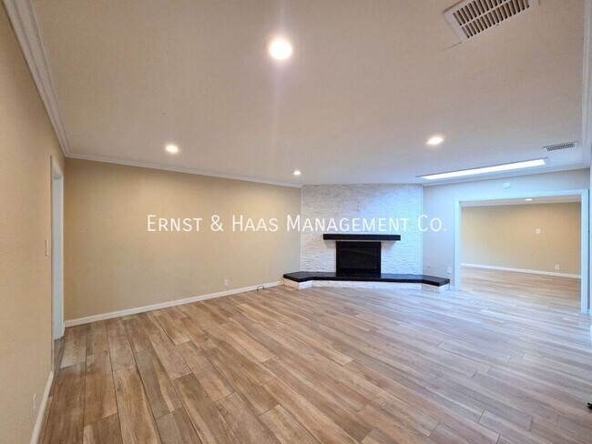 Building Photo - 4449 Shadeway Rd