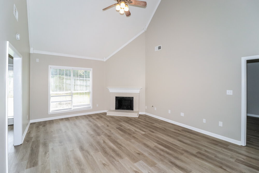Building Photo - 1161 Red Fern Cir E