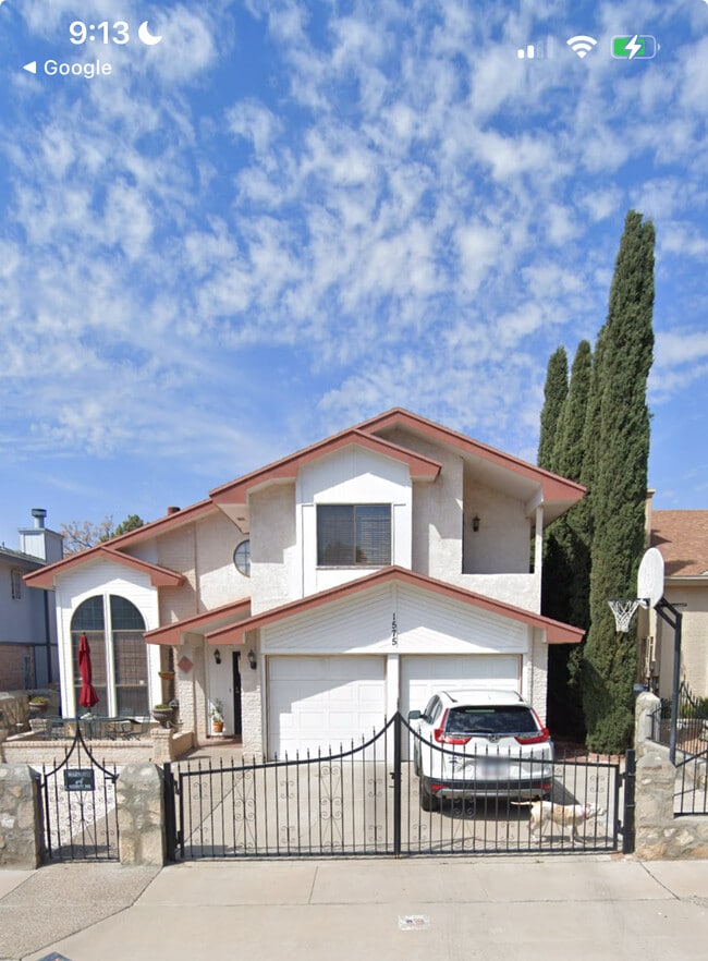 Building Photo - 1575 Cezanne Cir