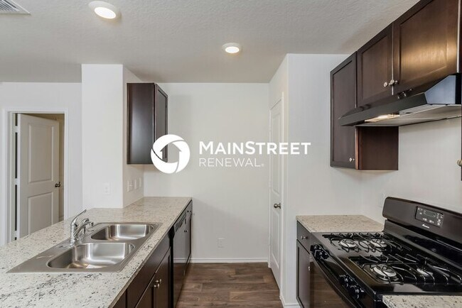 Building Photo - 3 Bedroom Pet-Friendly Home in San Antonio, TX with Main Street Renewal