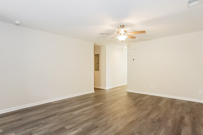 Building Photo - 2060 Catlet Ct