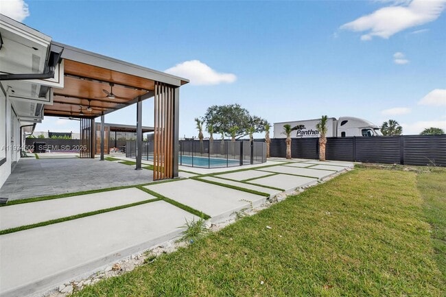 Building Photo - 16405 SW 228th St