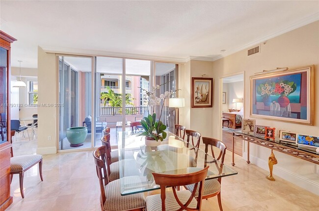 Building Photo - 731 Crandon Blvd