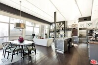 Building Photo - 1513 9th St