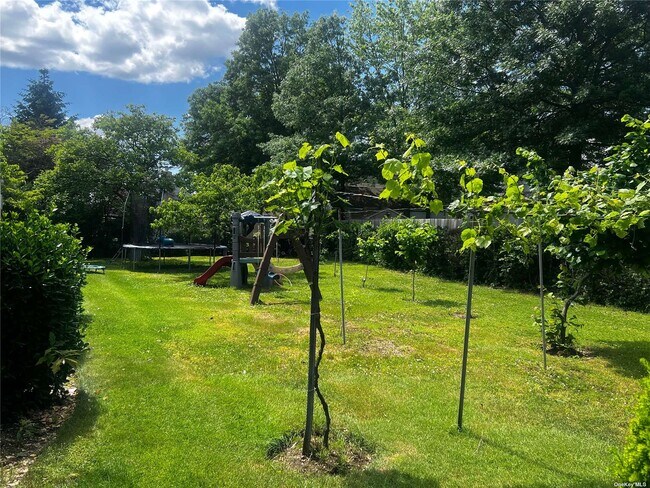 Building Photo - 129 Gordon Ave