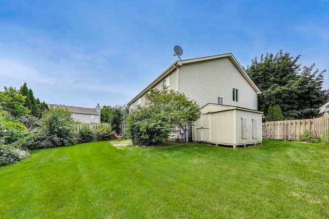 Building Photo - 2710 Glenwood Ct