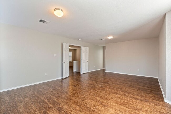 Building Photo - Beautiful 3 bedroom, 2.5 bathroom home in Round Rock!!!