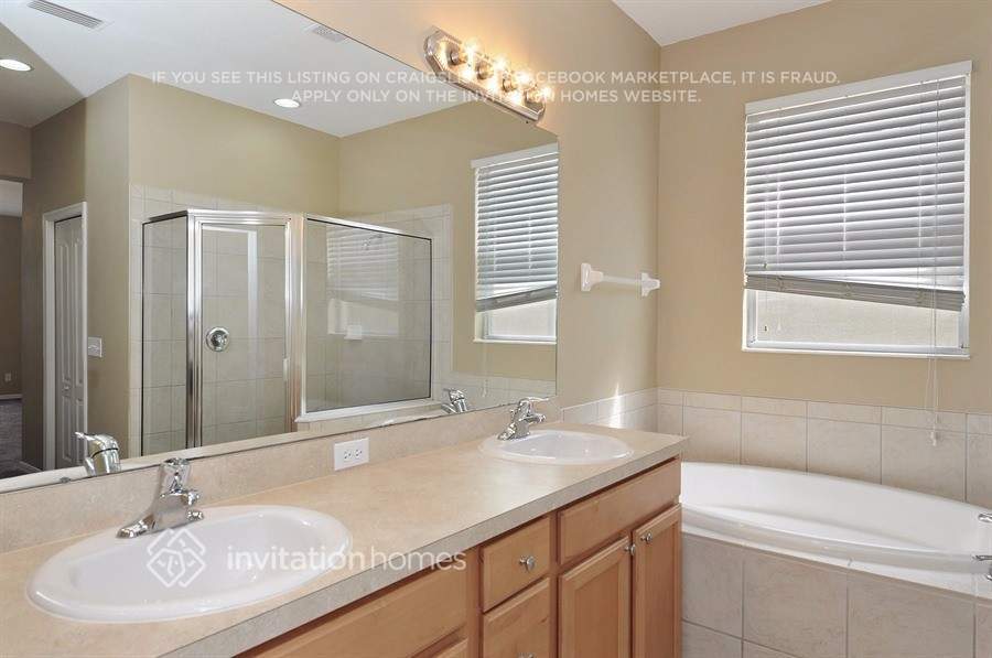 Building Photo - 7315 Forest Mere Dr