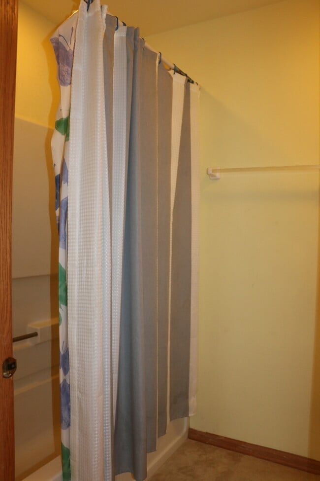 Building Photo - 379 Reston Cir