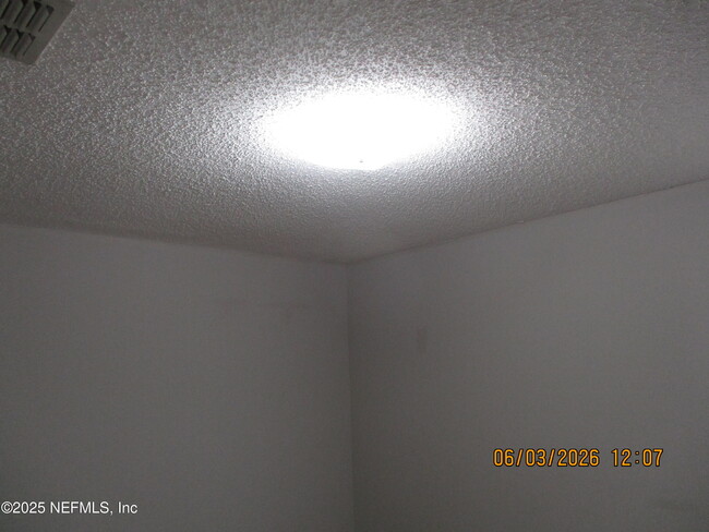 Building Photo - 3285 Avalon Dr