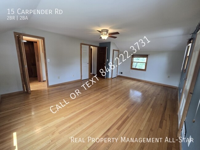 Building Photo - 15 Carpender Rd