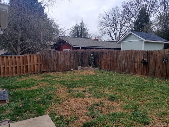 Building Photo - Gorgeous house walking distance from Biltmore Village available now!