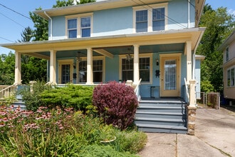 Building Photo - 44 Markham Rd