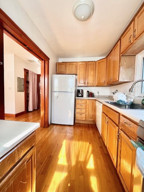 Building Photo - 99 Litchfield St