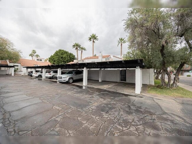 Building Photo - 5354 N 3rd Ave