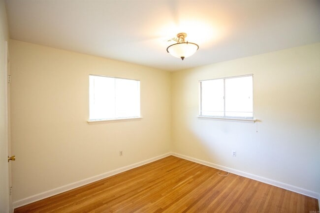Building Photo - 7400 L St
