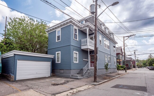 Building Photo - 103 Almy St