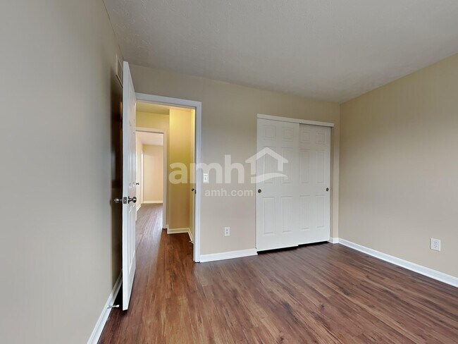 Building Photo - 333 Ivy Forge Ct