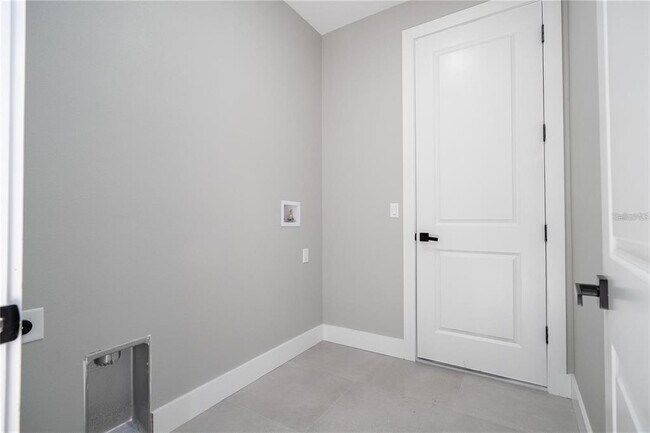 Building Photo - 15 Ramblewood St