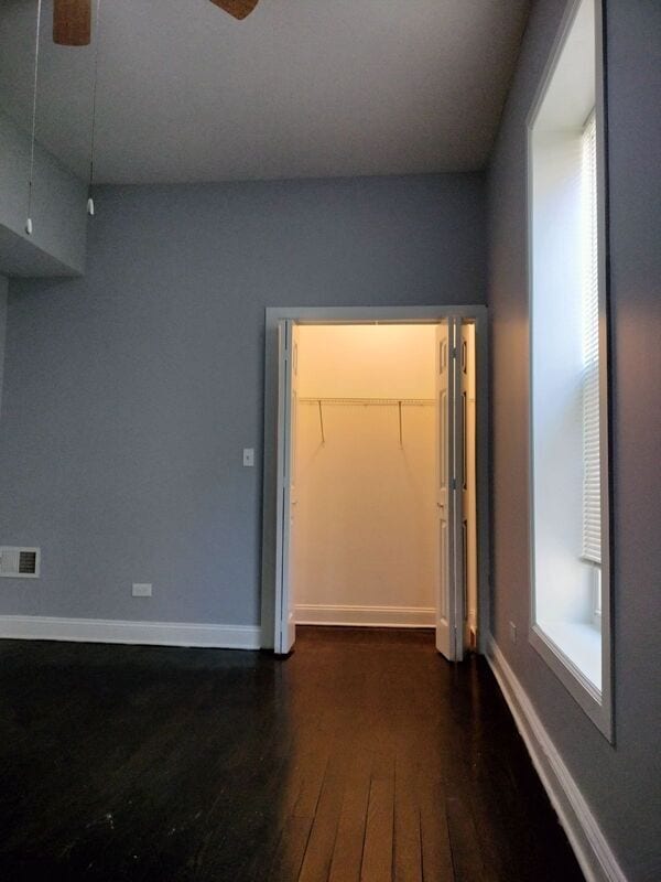 Building Photo - 1529 S Central Park Ave