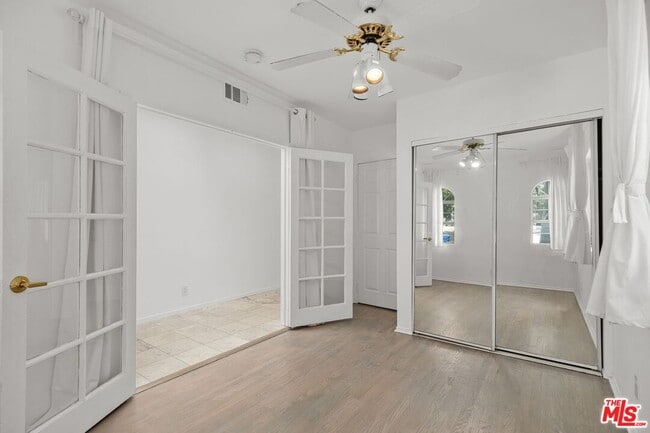 Building Photo - 4442 St Clair Ave
