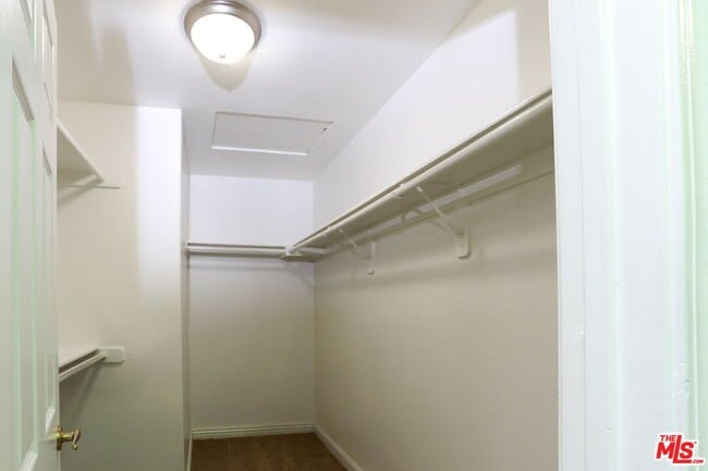 Building Photo - 2657 Sandstone Ct