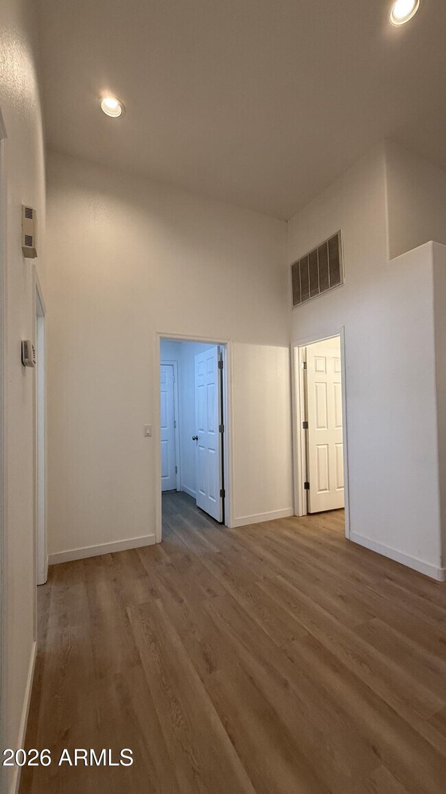 Building Photo - 5962 W Fieldstone Dr